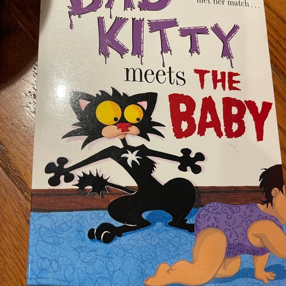 Nick Bruel Bad Kitty Books (5) - Picture 6 of 10